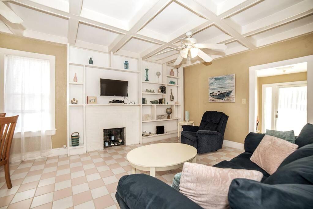 Beautiful Waterfront Beach Cottage. Sleeps 6 Clearwater Beach Ngoại thất bức ảnh