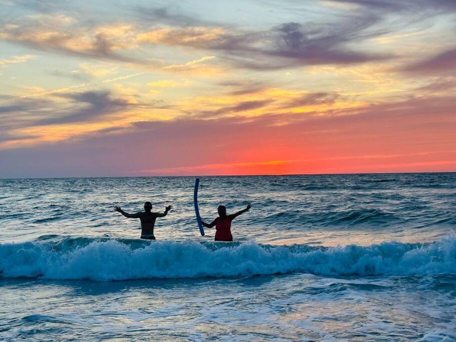Beautiful Waterfront Beach Cottage. Sleeps 6 Clearwater Beach Ngoại thất bức ảnh