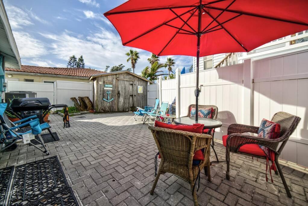 Beautiful Waterfront Beach Cottage. Sleeps 6 Clearwater Beach Ngoại thất bức ảnh