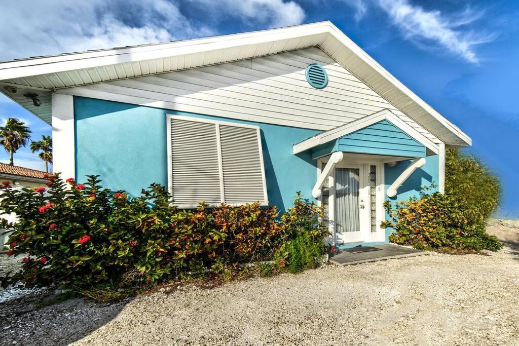 Beautiful Waterfront Beach Cottage. Sleeps 6 Clearwater Beach Ngoại thất bức ảnh